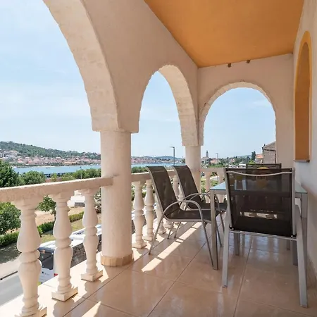 A2 - Seafront With Balcony 1 Min To Daire *