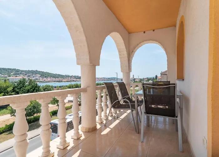 A2 - Seafront With Balcony 1 Min To Apartman *