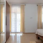 A 2 - Seafront With Balcony 1 Min To Trogir