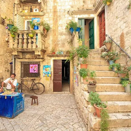 Διαμέρισμα A2 - Seafront With Balcony 1 Min To
