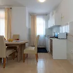 A2 - Seafront With Balcony 1 Min To * Trogir